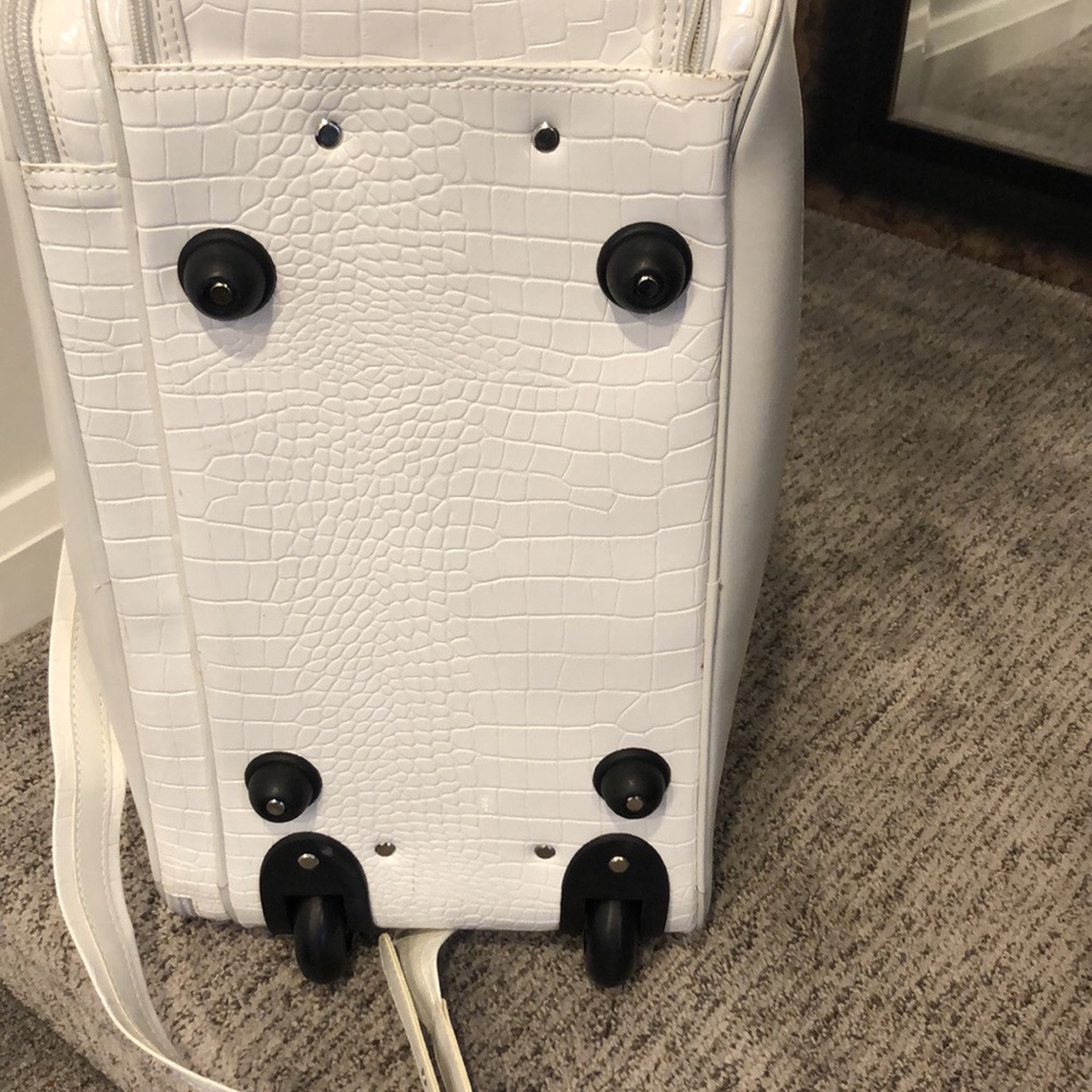 Carry on bag - Picture 6 of 8